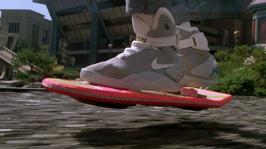 Venden por 92.100 dólares un zapato usada en “Back to the Future Part II”