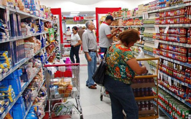 Cendas: Canasta Básica subió 125,5% en junio
