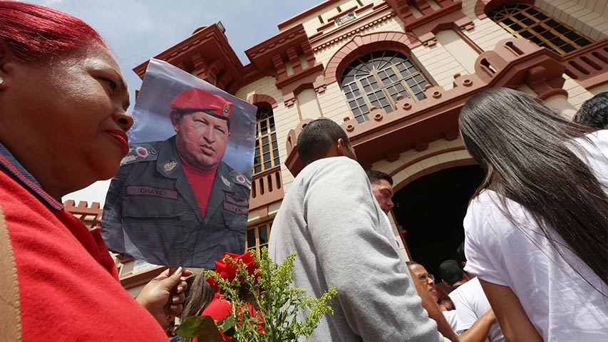 Gran cohetazo inició conmemoración de los 64 años del natalicio de Hugo Chávez
