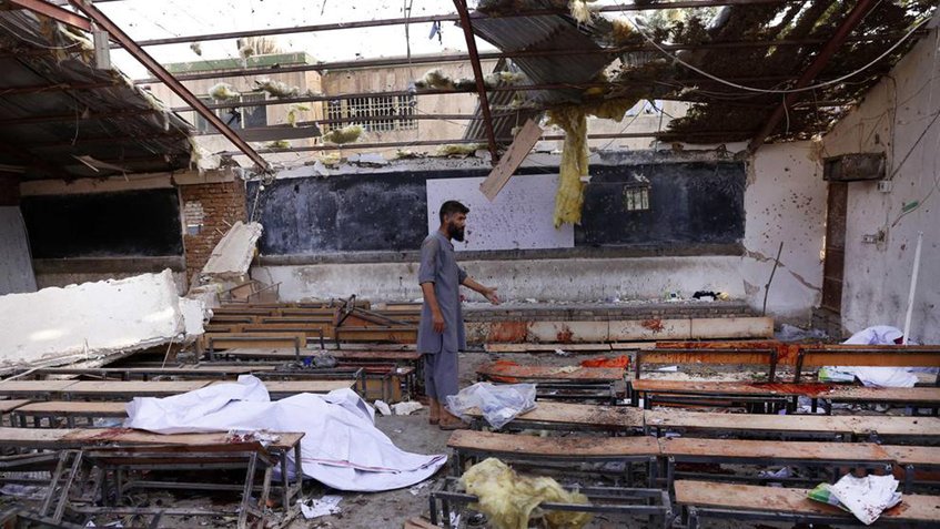 Mueren decenas por atentados en Afganistán deja 48 muertos y 67 heridos