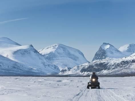 El calor en el Ártico derrite la cima más alta de Suecia