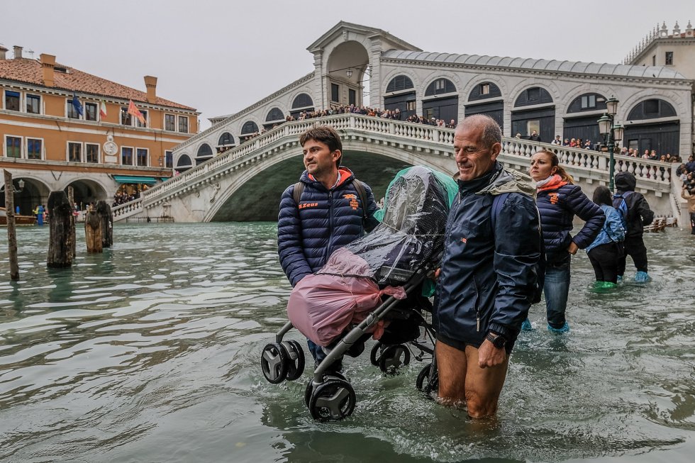 Venecia inundada: las impresionantes imágenes de la ciudad bajo el agua por las tormentas