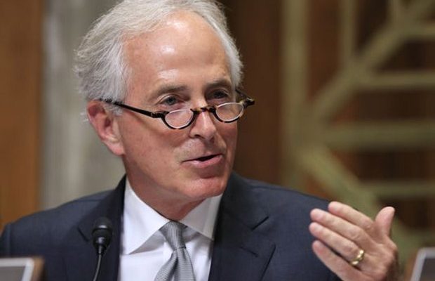 Confirman que el senador Bob Corker estará en el país