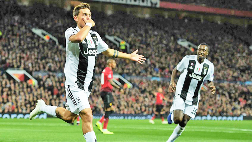 Juventus conquista Old Trafford con gol de Dybala