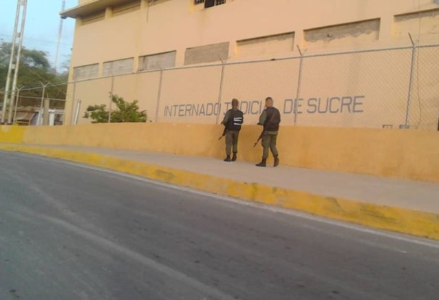 A fuerza de arroz sobreviven presos de Sucre