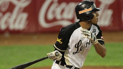 Harold Castro se unió a los Leones del Caracas