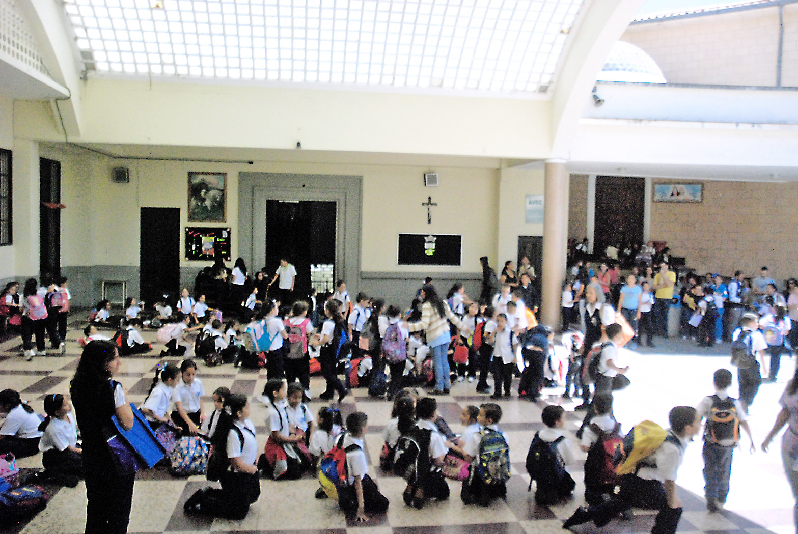 En los colegios se  adelantan a la Navidad