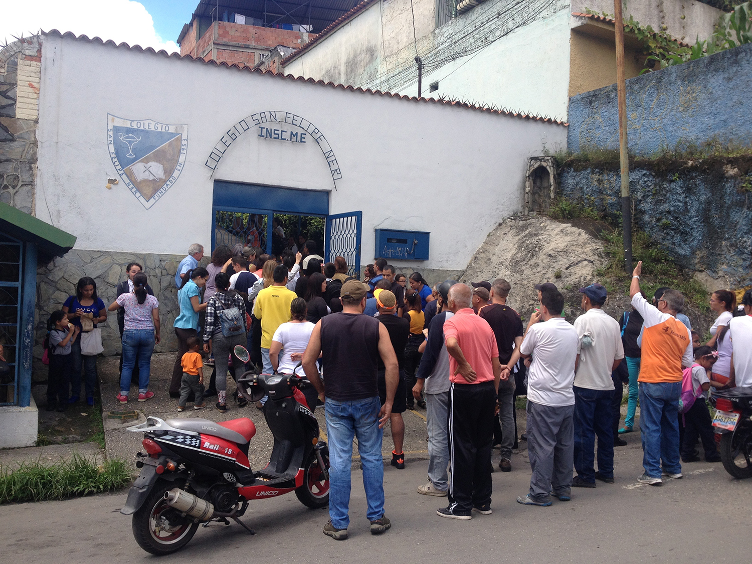 Disparan matrículas en el San Felipe Neri