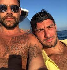 ¿Ricky Martin y su novio están en la dulce espera?