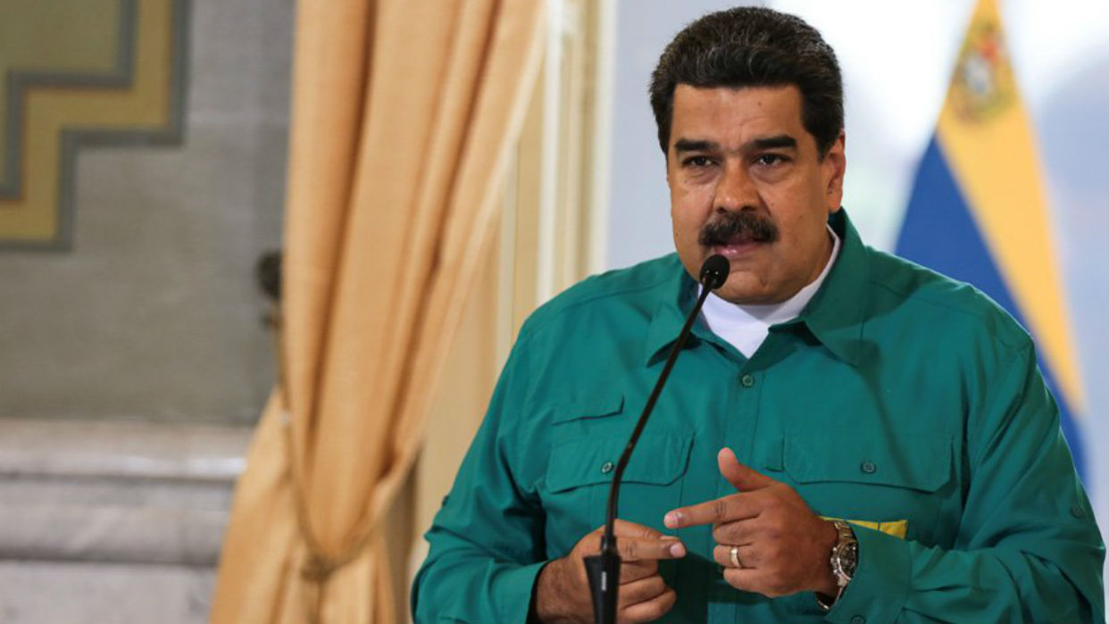 Maduro: Tasa de escolaridad creció un 7%