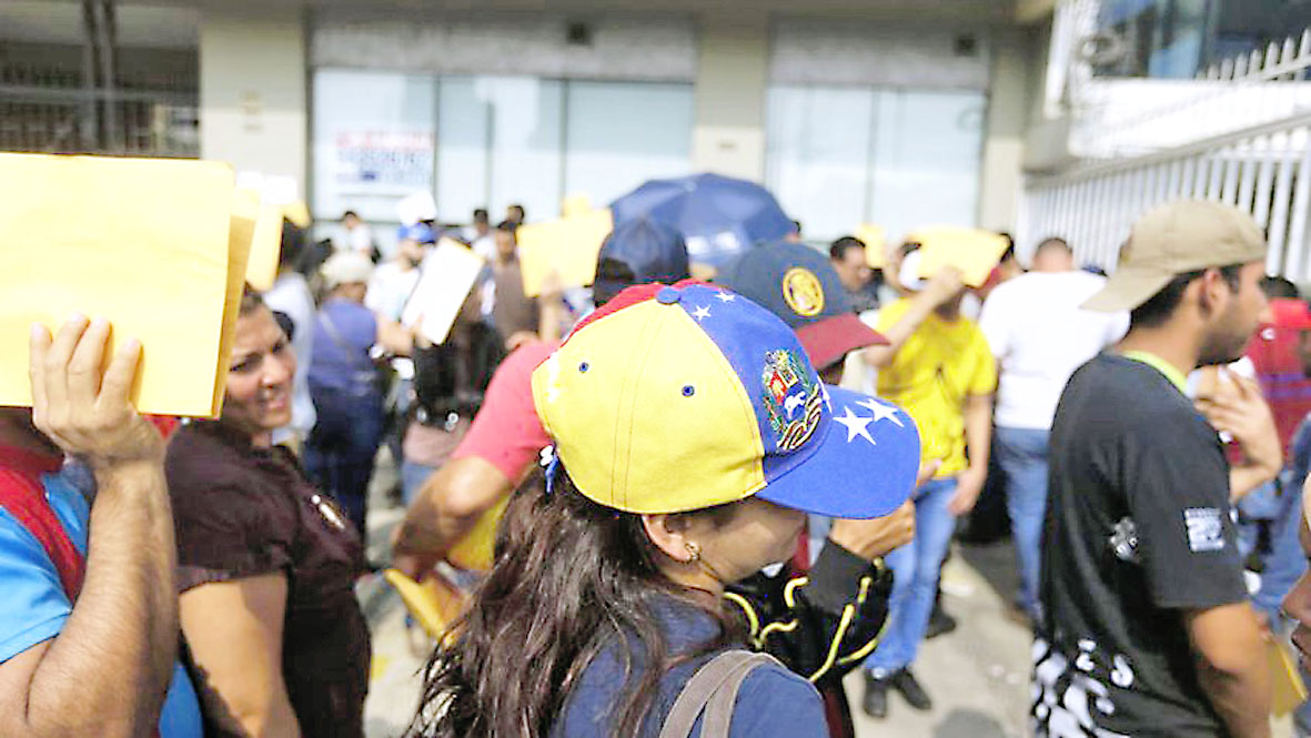 170 mil migrantes venezolanos en Perú no han tramitado permiso temporal