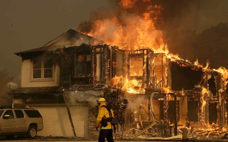 Incendio en California ya es el más destructivo de su historia