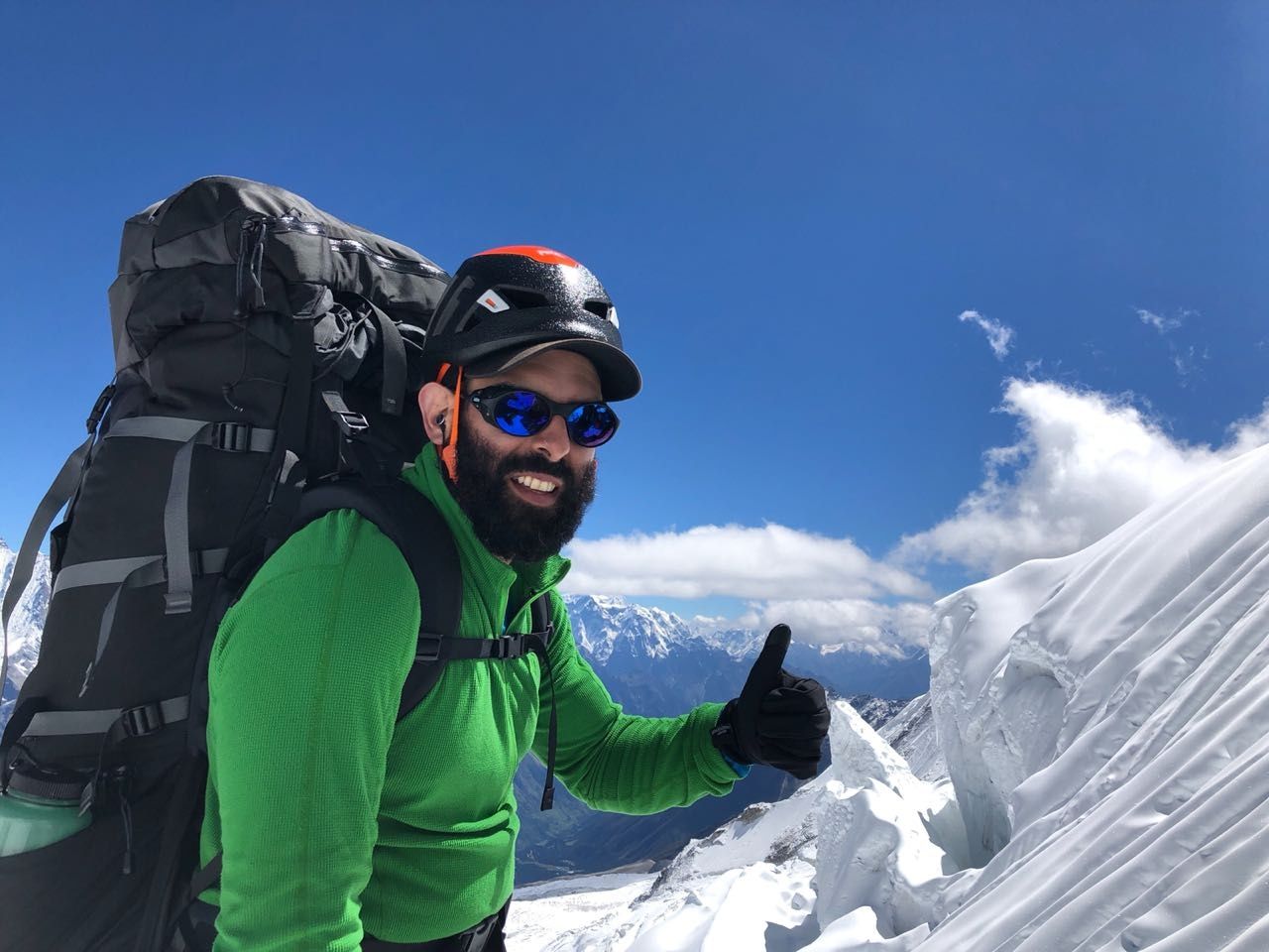 Adam Álvarez, el primer montañista venezolano en escalar la octava cumbre del mundo