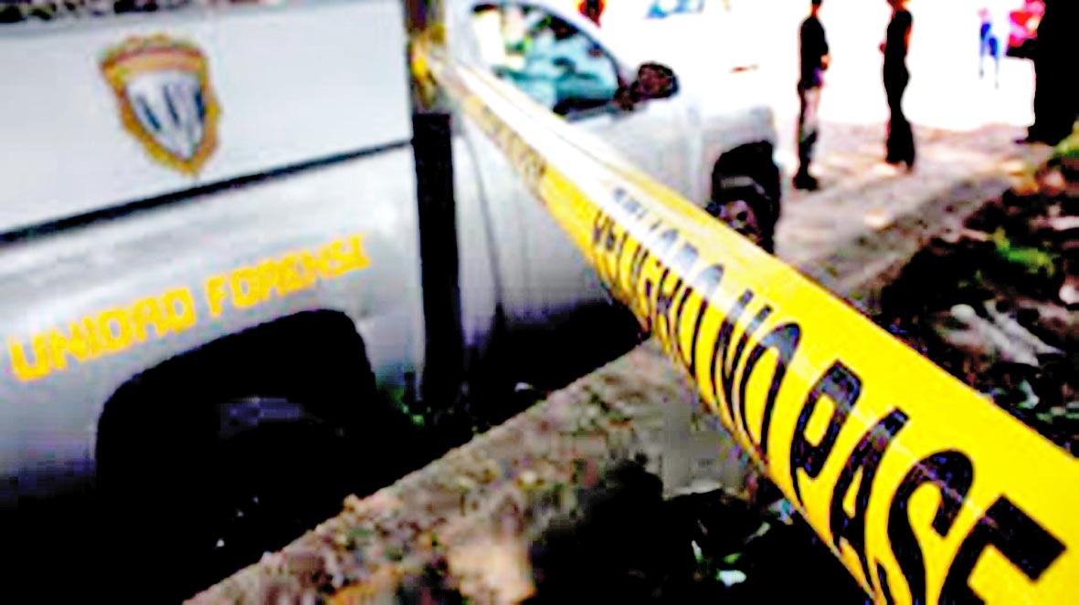 Apuñalan a joven dentro de su apartamento