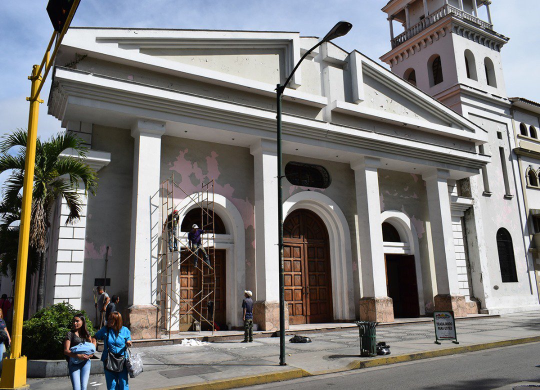 Recuperan siete iglesias en los Altos Mirandinos