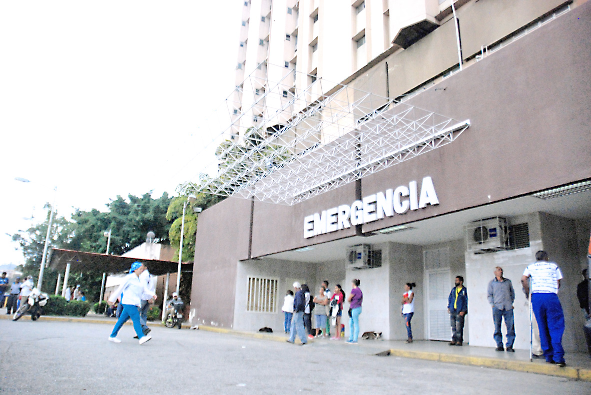 Centros de salud atenderán  solo emergencias el 24 y 31