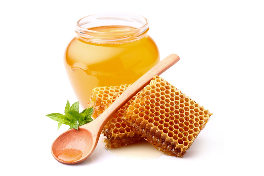 La miel de abeja tiene  propiedades beneficiosa