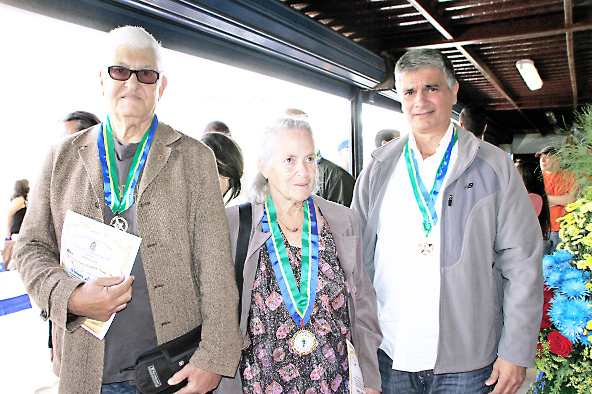 Alcaldes de los Altos Mirandinos condecoran deportistas