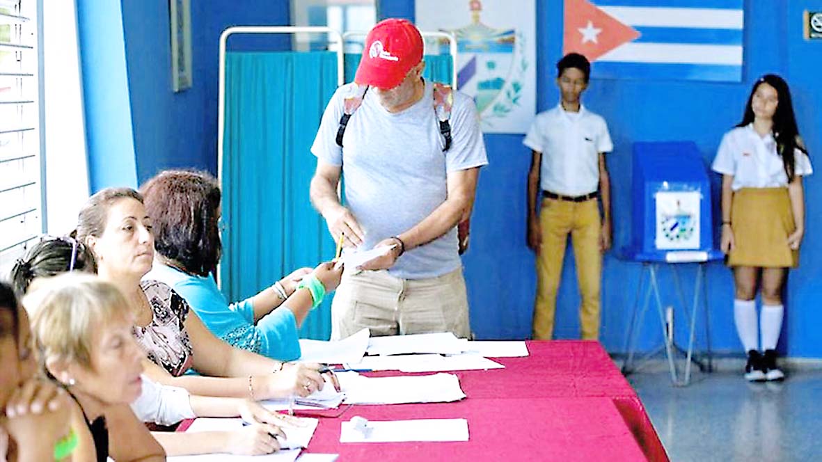 Cubanos refrendaron nueva Constitución