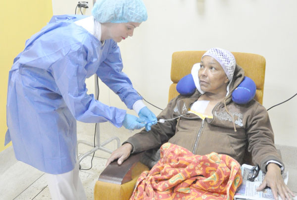 Pacientes oncológicos siguen sufriendo