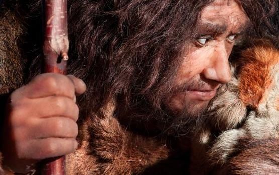 Neandertales caminan erguidos con espinas similares a los humanos modernos