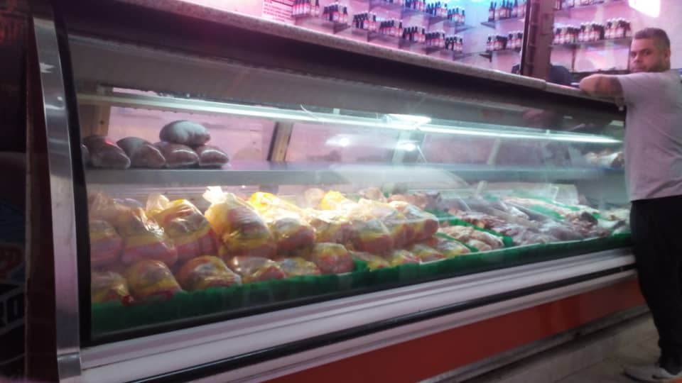 Concesionarios del mercado pagaron para resguardar su mercancía