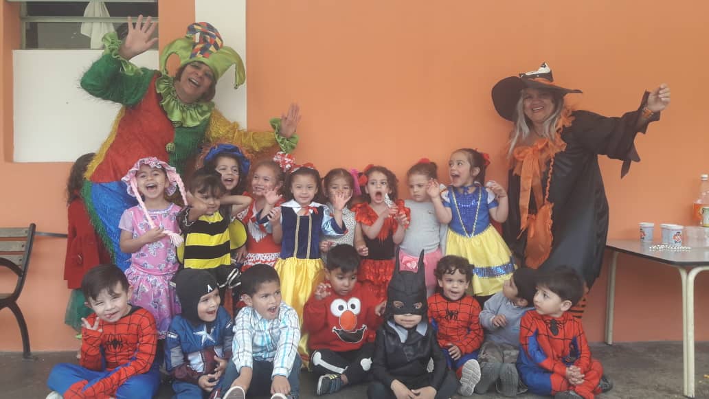 Niños del “Tía Alicia Pojan” dieron la bienvenida a fiestas carnestolendas
