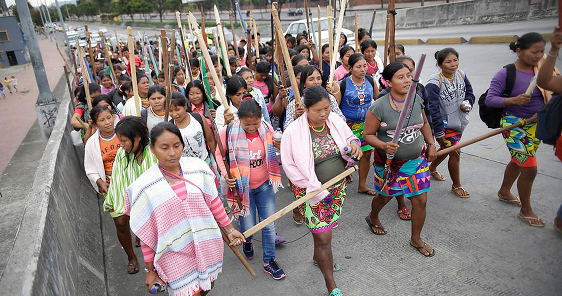 Indígenas protestan por sus derechos en Colombia