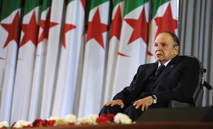 Presidente de Argelia Bouteflika renuncia tras masivas manifestaciones en su contra