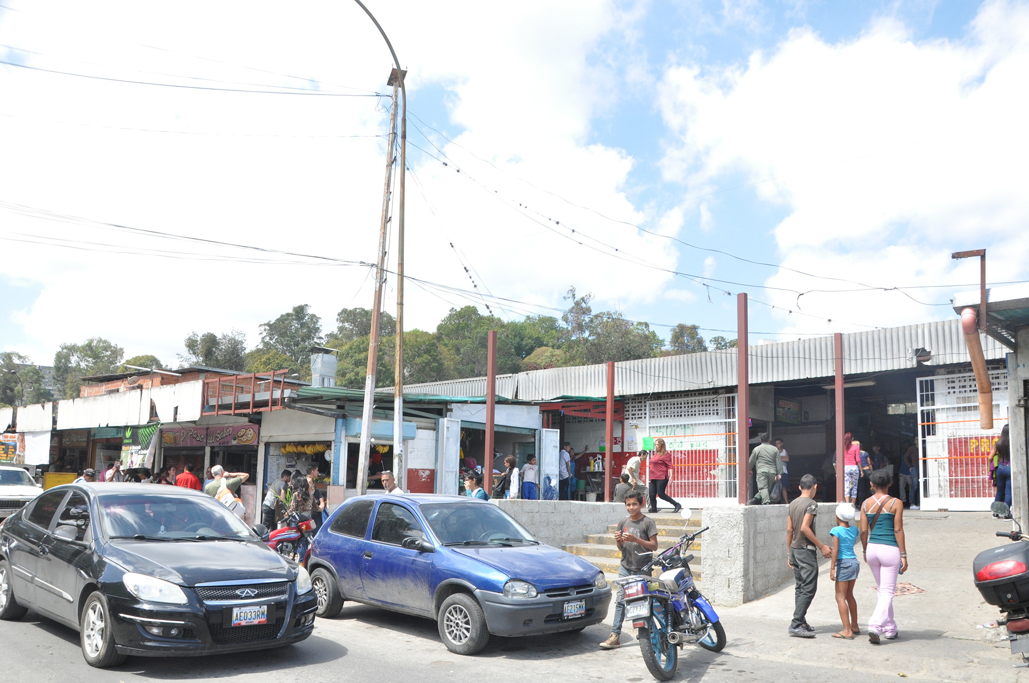 Concesionarios del Mercado  Municipal llevan 15 días sin agua