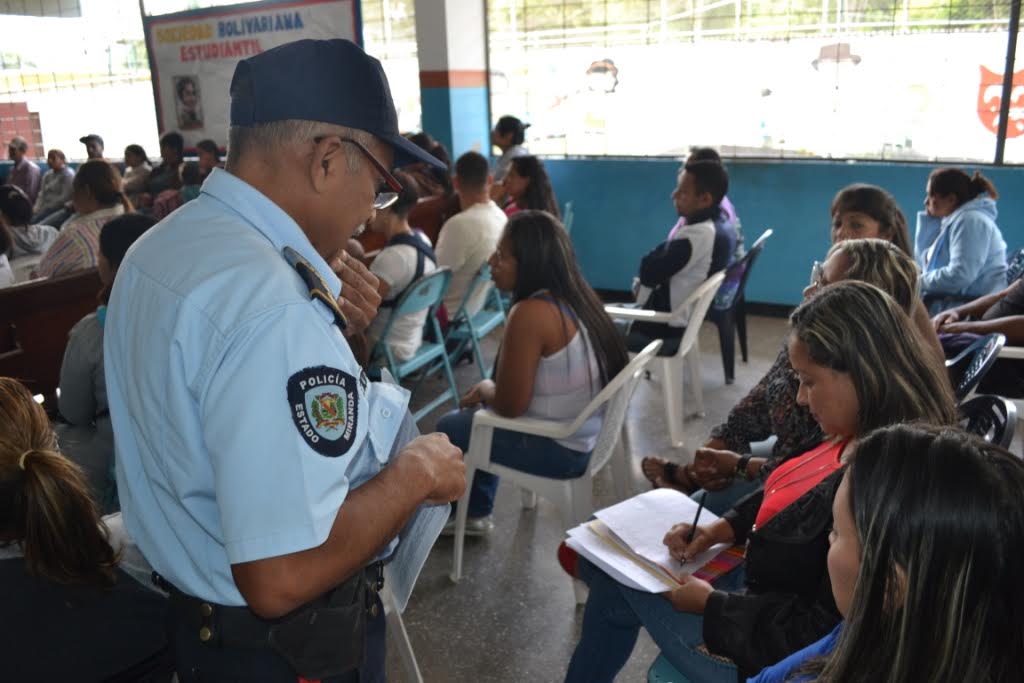 Evalúan plan preventivo de seguridad en comunidades