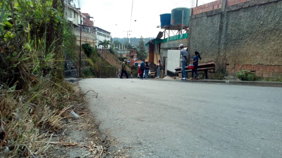 Sólo un autobús cubre Barrio Miranda
