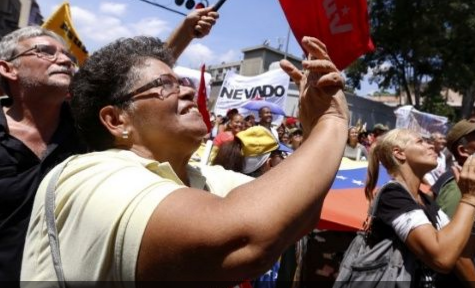 Nicolás Maduro llama a consulta popular el 4 y 5 de mayo