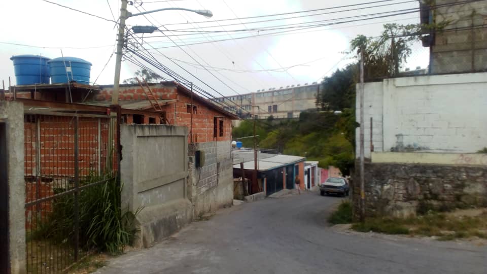 Fallas del servicio de agua son recurrentes en Los Vecinos