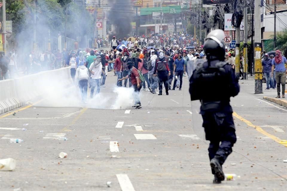 Violentas protestas  paralizan a Honduras