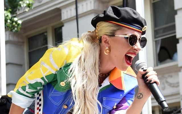 Lady Gaga enciende acto por derechos Lgbt