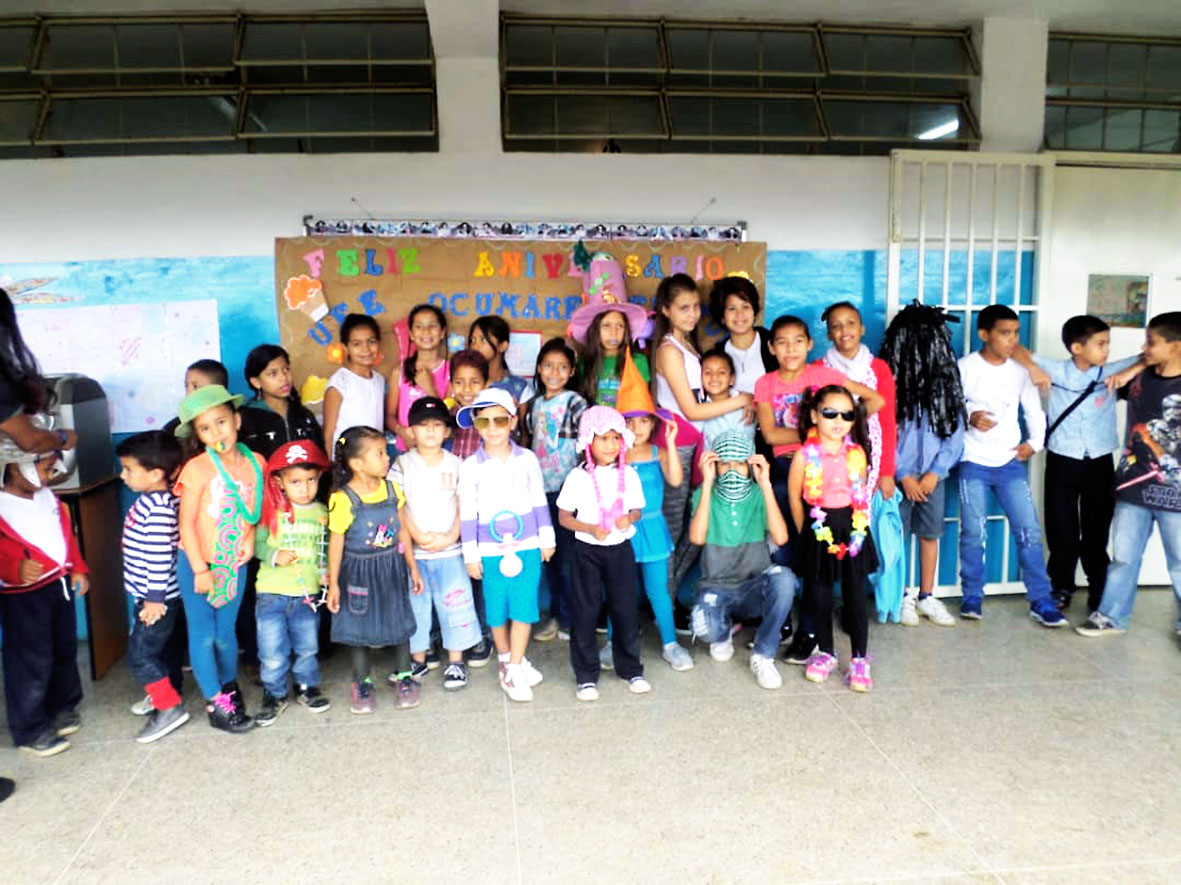 Celebraron 56 aniversario de la escuela Ocumare del tuy