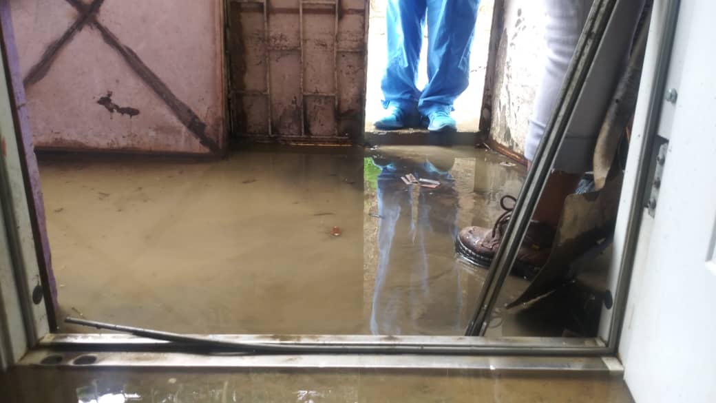 17 viviendas afectadas deja aguacero en Los Teques