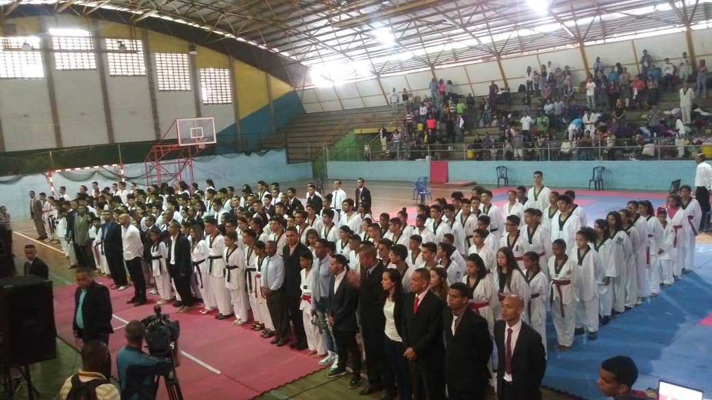 Arrancó Torneo Regional de Taekwondo