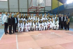 1 Esta competencia debe