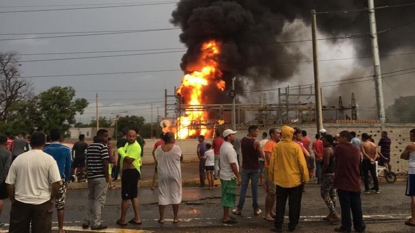 Reportan explosión en la S/E Miranda de la Circunvalación 1 de Maracaibo