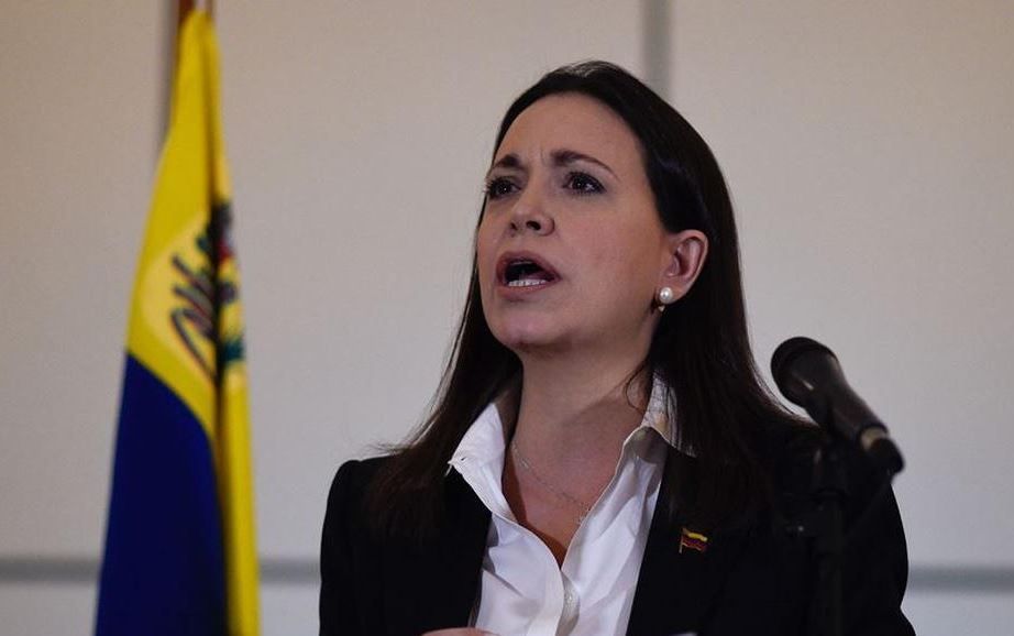 María Corina a Guaidó: Dedique su tiempo a construir una coalición internacional