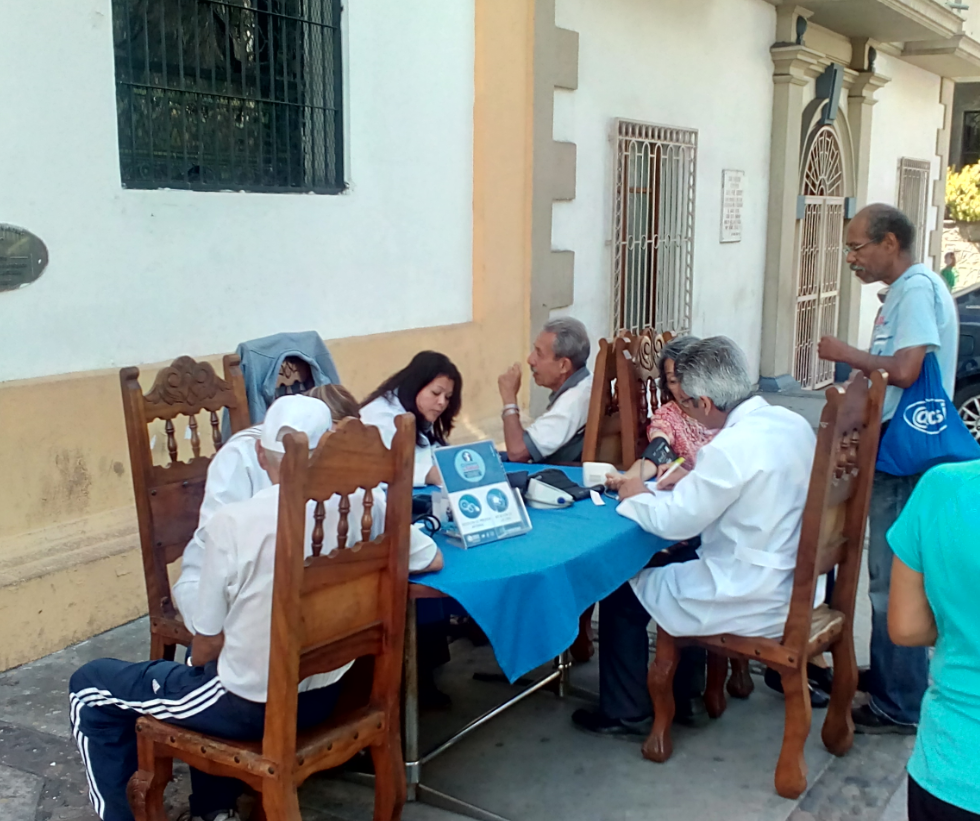 Farmatodo realiza jornadas en las comunidades de Los Teques