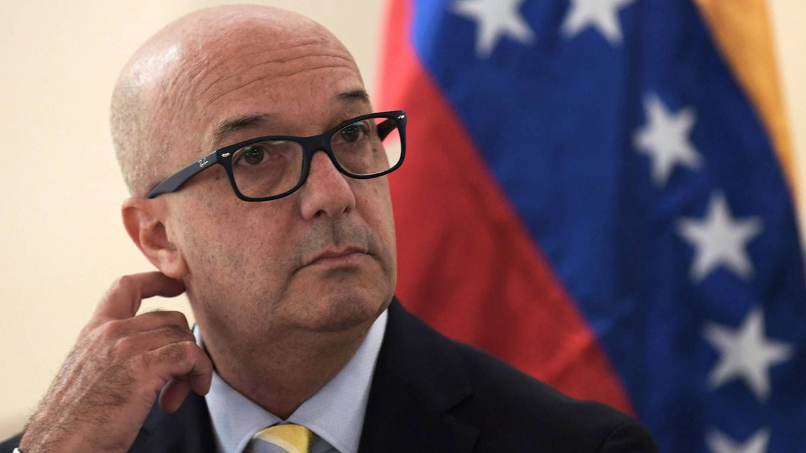Simonovis llamó a aplicar el Tiar: solo una coalición militar aseguraría la ayuda a Venezuela