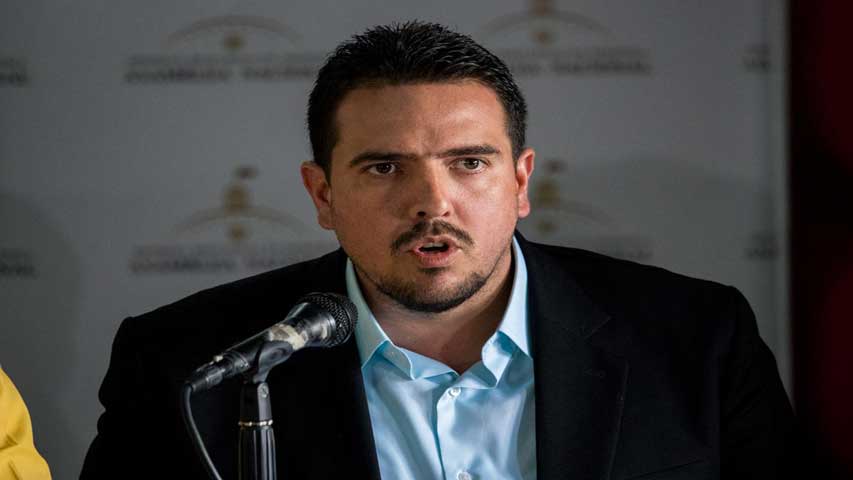 González: Maduro suspendió diálogo con propuesta en la mesa