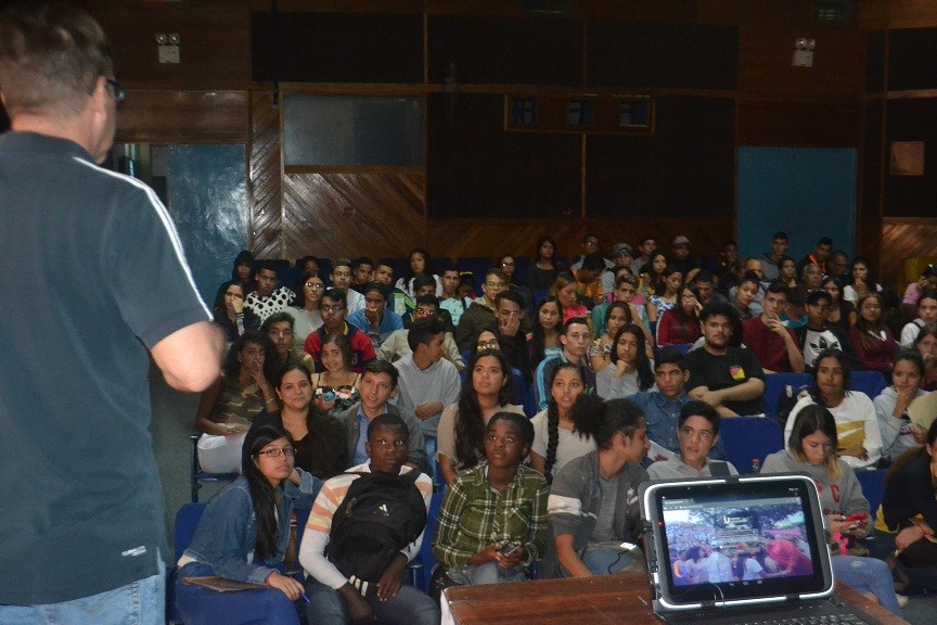 Más de mil estudiantes se registraron en la Opsu