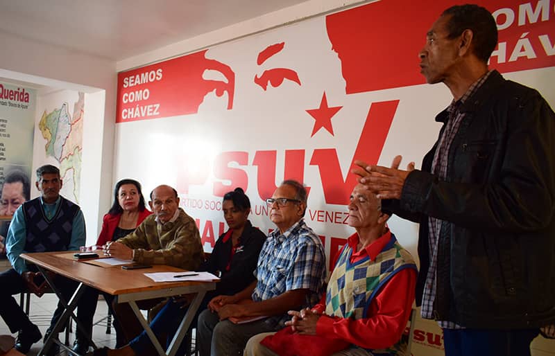 PSUV: La oposición radical debe bajar a cero la violencia
