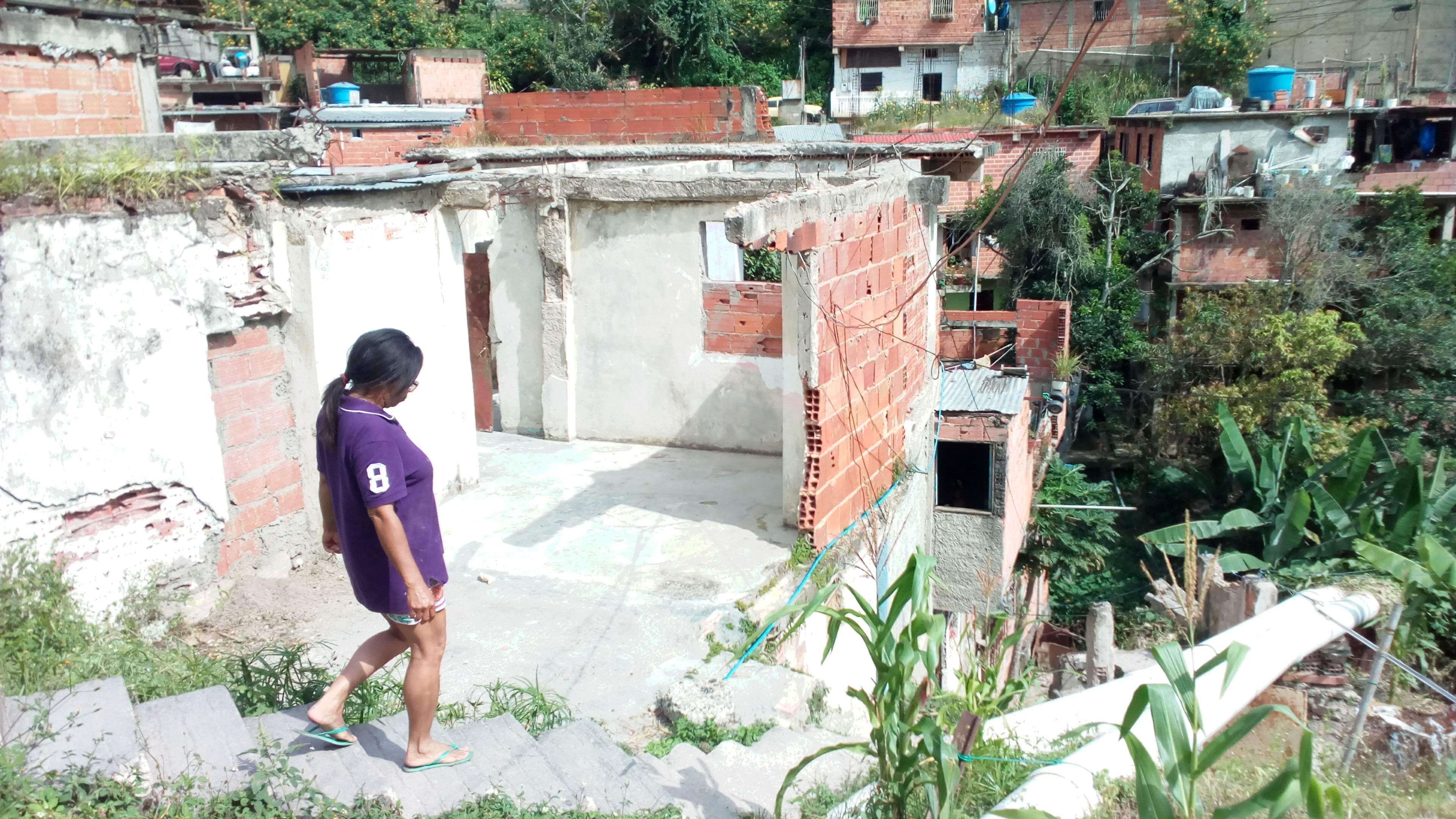 “Perdimos la esperanza de tener casas dignas”