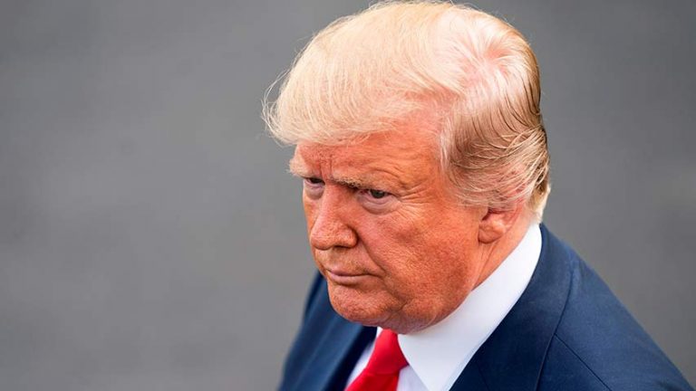 Aprobado posible juicio político contra Trump