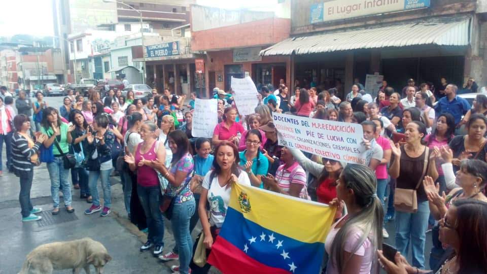 Docentes mirandinos se mantienen en pie de lucha
